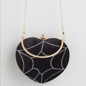 🖤 Heart crossbody with glitter spider web
